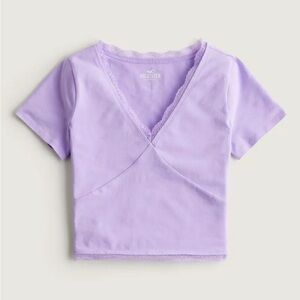 SOLD Hollister co lace trim v neck baby tee cropped top shirt purple light xxs